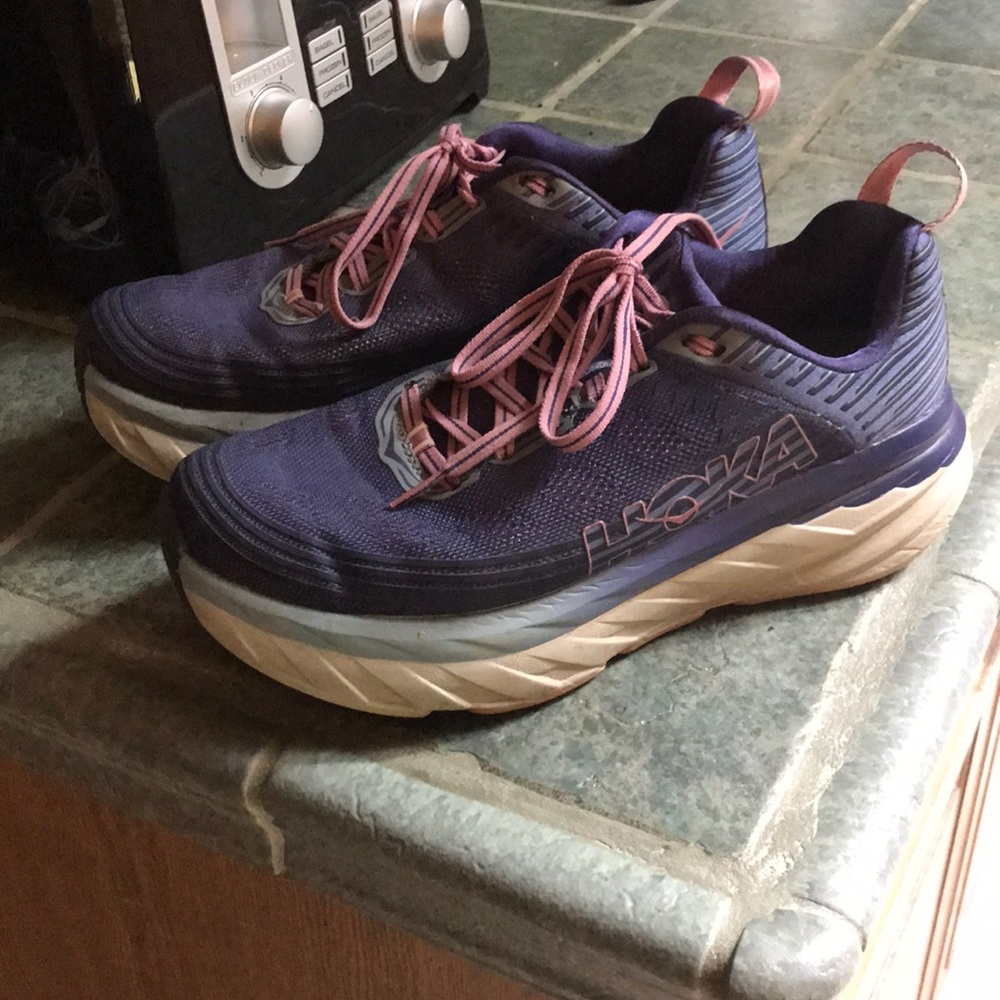 Hooks One One running shoes